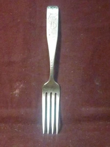 Sterling Schofield ELIZABETH TUDOR HAMMERED DINNER FORK 7 1/4" 57g Mono STK - Picture 1 of 5