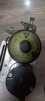 2003-2006 MERCEDES BENZ E320 E350 E500 ABS BRAKE PUMP HYDRAULIC SBC ANTI LOCK - Image 1 of 4