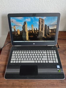 Ordinateur Portable HP Pavilion/i5 6th/SSD 240GB/8GB De RAM - Photo 1/11