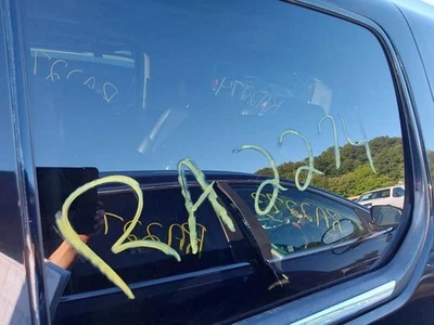 Sistema de entretenimiento con pantalla Info-GPS-TV Opt U42 compatible con 07-14 ESCALADE 594937 Foto 1 de 4