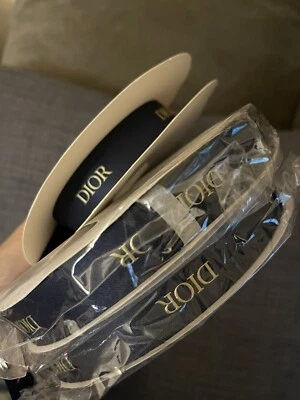 Un rollo completo de cinta azul navideña Christian DIOR con letras doradas AUTÉNTICO Foto 1 de 4