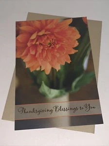 Tarjeta de Acción de Gracias Hallmark: Naranja Crisantemo Bendiciones a Ti Paz Amor Alegría - Imagen 1 de 5