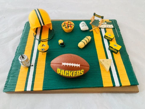 Green Bay Packers Mini Tailgating Diorama Grill Coolers Cheesehead NFL Football Cover