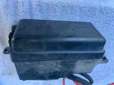 Módulo de conexión de caja de fusibles de motor Mini Cooper 2007-2013 17236010 Foto 1 de 4