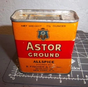Vintage Astor gemahlenes Piment 1,5 oz Gewürzdose, B Fischer & Co New York NY, voll - Bild 1 von 3