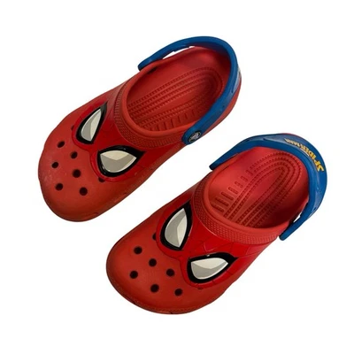 Zueco Crocs Fun Lab I am Spider-Man para niños talla 2 rojo llama azul correa con tira trasera Foto 1 de 4
