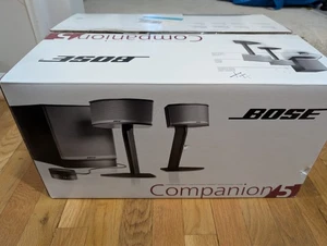 Sistema de altavoces multimedia para computadora Bose Companion 5 satélites y controlador - Imagen 1 de 10