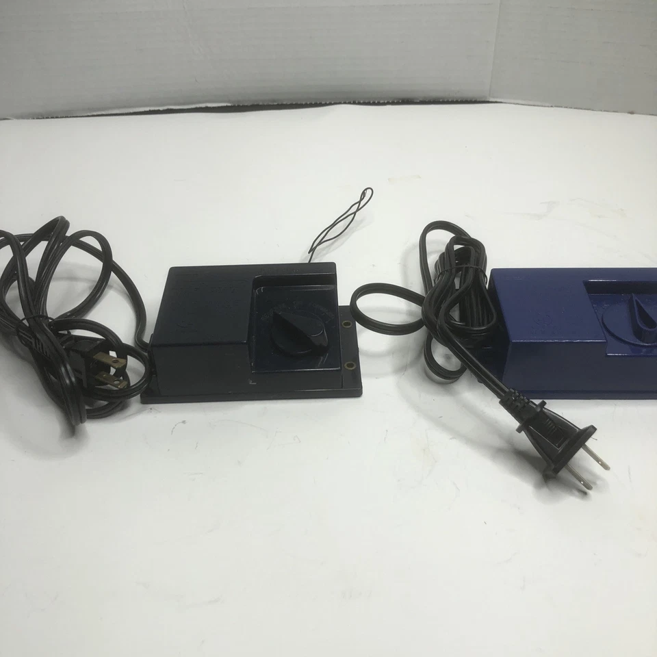 Transformadores de tren modelo hobby escala HO realistas (uno nuevo y uno usado) lote de 2 Foto 1 de 4