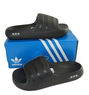 Sandalia Adidas Adilette Ayoon Slides para mujer talla 7 negra con logotipo de trébol de 3 bandas Foto 1 de 4