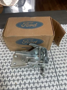 Genuine Ford Upper Hinge E7AZ-5422801-A 🔥 - Foto 1 di 6