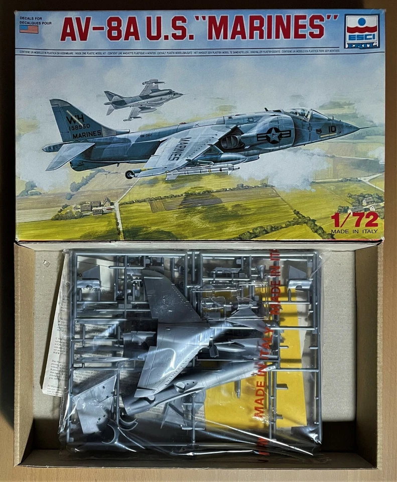 ESCI 9051 - AV-8A U.S. "MARINES" - 1/72 PLASTIC KIT - Immagine 1 di 1