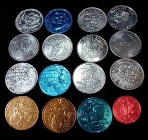 Mardi Gras Tokens New Orleans 16 Doubloons 1970s 1980 - Picture 1 of 10