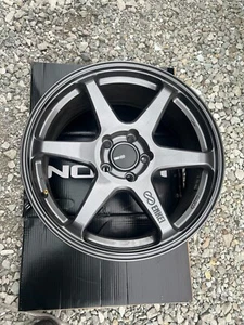 Enkei T6R 18x8 +40 5x112 Gloss Gunmetal Wheel - Picture 1 of 3