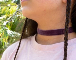 Amethystfarbener Samthalsband, Vintage Stil Samt Halskette Choker, Lavendel - Bild 1 von 9