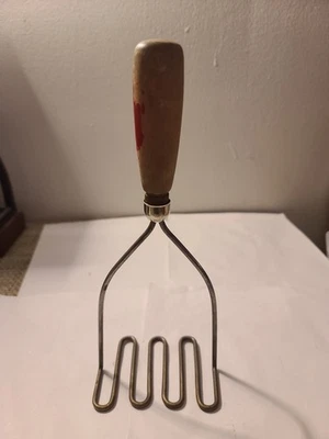 Triturador de puré de patatas antiguo vintage Foto 1 de 3