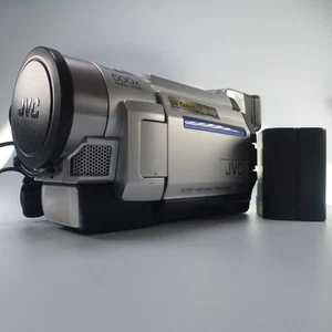 JVC GR-DVL160EK Handheld MiniDV Camcorder Silver Tested - Picture 1 of 8