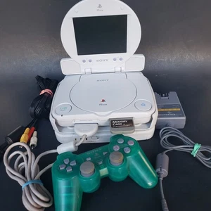 Sony weiß PS One SCPH-101 LCD Bildschirm Controller Speicherkarte & Power Base LESEN - Bild 1 von 13