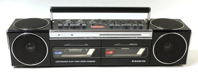 Vintage SANYO M-W800 AM/FM Gravador de Cassete Duplo Mini Boombox Precisa de Reparo - Imagem 1 de 4