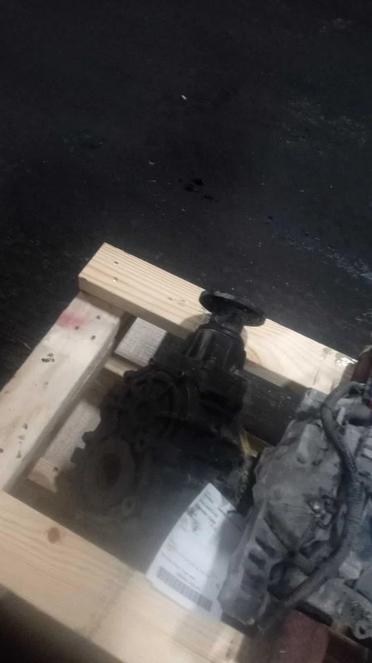 Estuche de transferencia LWB 3,3 L compatible con 13-16 SANTA FE 413202 Foto 1 de 1