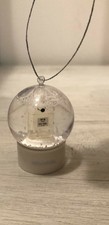 CHANEL SNOWBALL PICCOLA - Palla di vetro con neve