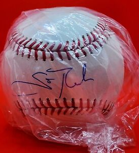 Scott Rolen Signed Baseball Authenticated Cardinals🔥W/Premium Wood Display Case