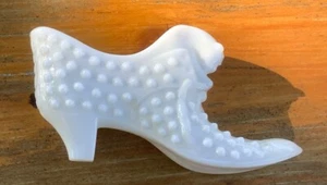 Vintage Fenton Hobnail weiß Milchglas Stiefel Slipper Katzenkopf wunderbar A++ - Bild 1 von 7