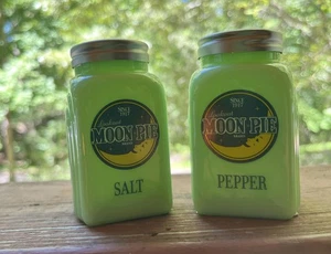 Jadeit Moon Pie Salz und Pfefferstreuer Set - Bild 1 von 8