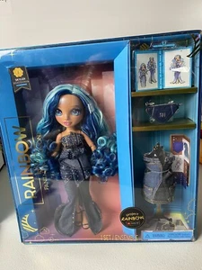 Rainbow High Fantastic KIDS PLAY FASHION DRESS UP DOLL SKYLER BRADSHAW 28CM - Foto 1 di 2