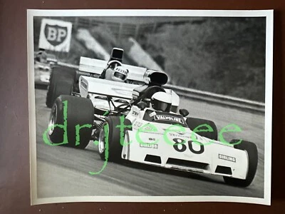 1972 F5000 ATLANTA Brian Redman CHEVRON B24 - Auto Racing Photo - Image 1 of 2