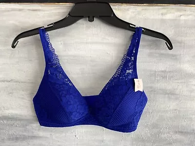 AMBRIELLE Full Coverage Wirefree Lace Bralette Bra, S M - Superhero Blue - Image 1 of 4