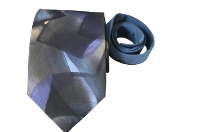 ROBERT DASKAL CORBATA HOMBRE AZUL, NEGRO/GEOMÉTRICA ANCHO: 4" LARGO: 56" Foto 1 de 3