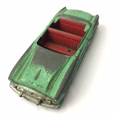 Vintage Dinky Toys 132 Packard Car 11.2cm In Length - Image 1 of 4