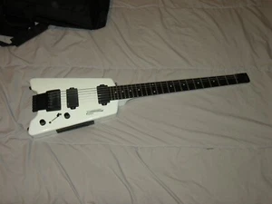 Electric Guitar Steinberger Synapse SS-2F White Soft Case Travel Size Vintage - Picture 1 of 18