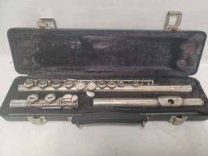 Armstrong Liberty Flute With Case, USA. - Picture 1 of 5
