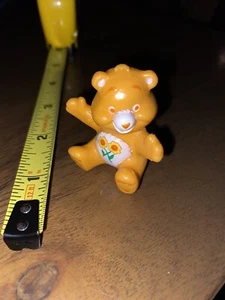 Vintage Care Bear 3" Figur Pfirsich mit Blumen 1984 3" groß $ - Bild 1 von 4