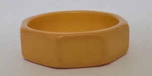 Vintage Mustard Yellow Octagonal Plastic Lucite Chunky Bangle Bracelet MOD - Picture 1 of 11