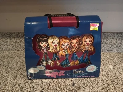 Bolso de Viaje Bratz Ropa Muñeca Cremallera Estuche de Transporte Flecos Púrpura Foto 1 de 4