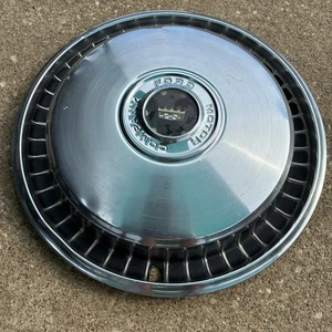 1969-1977 FORD LTD GALAXIE TORINO TRUCK VAN 15" WHEEL COVER HUBCAP OEM EUC - Picture 1 of 5