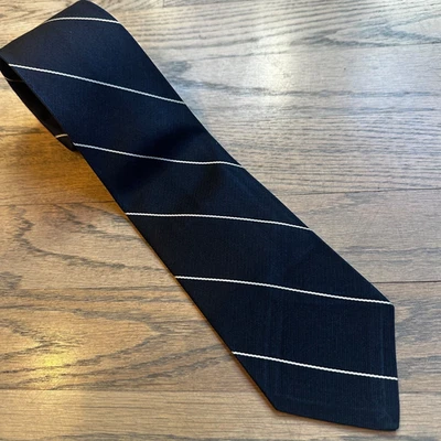 Corbata de seda vintage Brooks Brothers etiqueta negra para hombre azul marino a rayas hecha en EE. UU. Foto 1 de 4