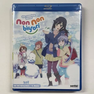 Non Non Biyori: Complete Collection (4-Disc Blu-ray Set) New SEALED Anime - Bild 1 von 3