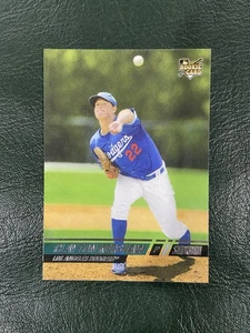 2021 Topps Stadium Club Greats CLAYTON KERSHAW #SCG-20, rookie reprint Baseball! - Picture 1 of 2