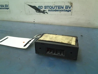 CENTRALINA VARI Toyota Celica (ZZT230/231) 1999 0819012860 - Immagine 1 di 4