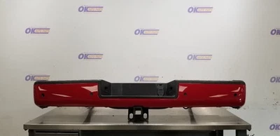 20 NISSAN TITAN REAR BUMPER ASSEMBLY WITH TOW HITCH PARK ASSIST RED Foto 1 de 4