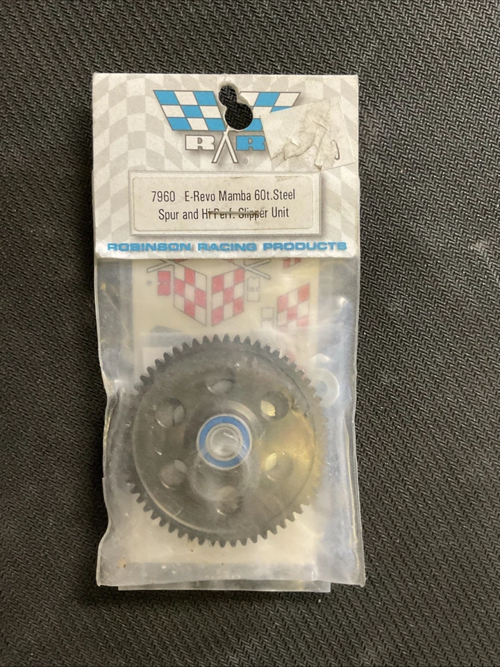 Комплект тапочек Robinson Racing RRP7960 стальная шпора/задняя панель 60T E-Revo - Изображение 1 из 1