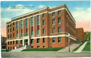 c. 1943 BURLINGTON, IA, DES MOINES COUNTY COURTHOUSE VIEW POSTCARD - Picture 1 of 1