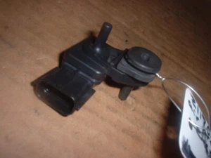 Kawasaki ZX6R 2003 - 2008 Air Pressure Sensor MAP 21175-0058 - Picture 1 of 3