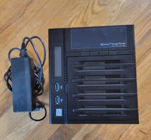 Thecus W4000 4-Bay NAS Windows Storage Server 2012 R2 No HDs - Picture 1 of 4
