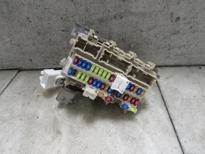 Nissan Pathfinder 2014 cabina caja de fusibles Foto 1 de 4