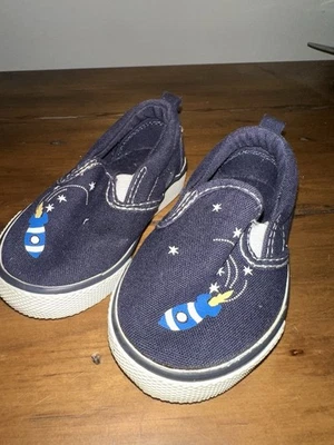 Zapatillas deportivas Gymboree para niños pequeños talla 4 nave espacial corredor azul marino sin cordones Foto 1 de 4
