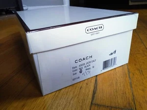 Coach Jacie K 7,5 schwarze Pantolette mit eckiger Zehenpartie Absatz Slipper hergestellt in Italien im Karton A3228 - Bild 1 von 11